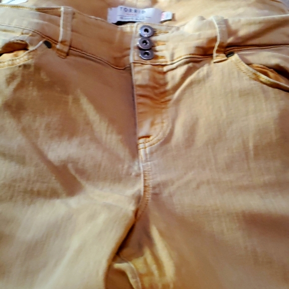 Women's size  20 Torrid Jeggings - Picture 1 of 4